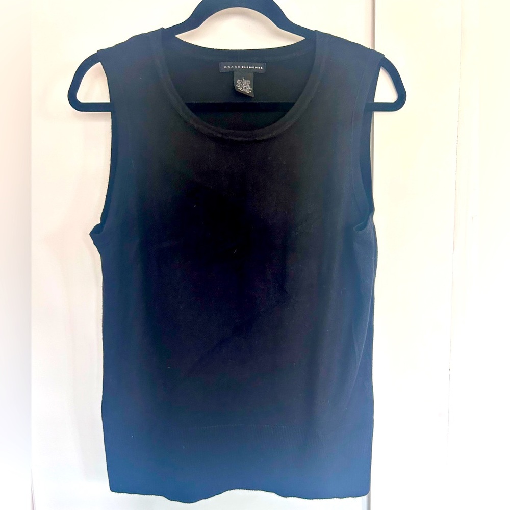 Black sweater tank size large